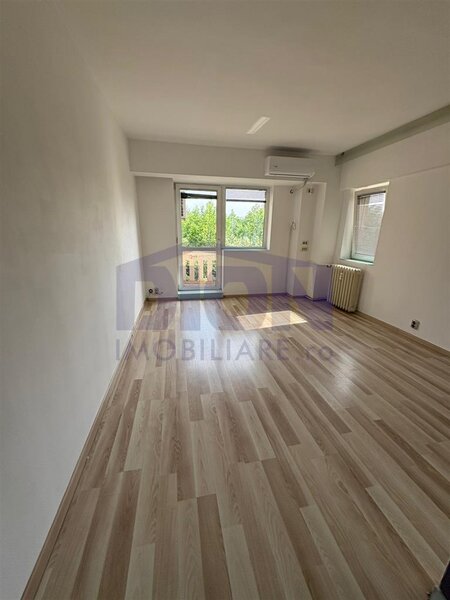 APARTAMENT 3 CAM, BD.UNIRII TRIBUNAL