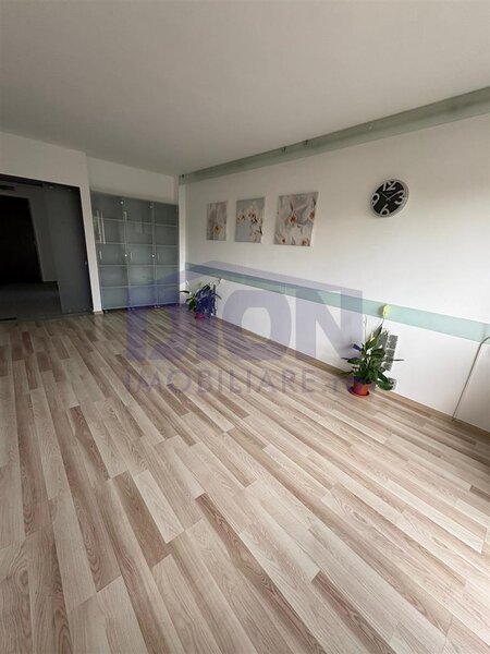 APARTAMENT 3 CAM, BD.UNIRII TRIBUNAL